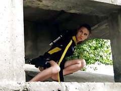 VidsPlus presents: Sexy lara croft cosplay slideshow