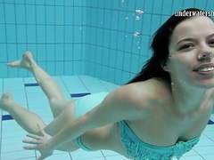 VidsPlus presents: Gazel podvodkova underwater naked beauty