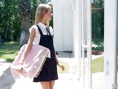 VidsPlus presents: Young girls selling cookies