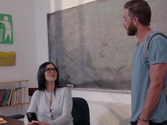 VidsPlus presents: Kinky math tutor jasmine jae loves giving head and having sex