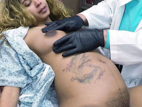 VidsPlus presents: Dayanara's pregnant exam with a naughty doctor