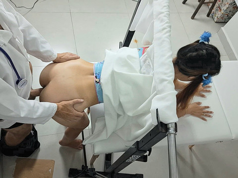 VidsPlus presents: Gynecologist loses cell phone that contained videos of his patients!