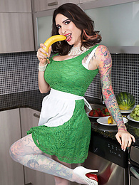 Vids Plus presents: Kitchen Magic With Ariane Saint-Amour